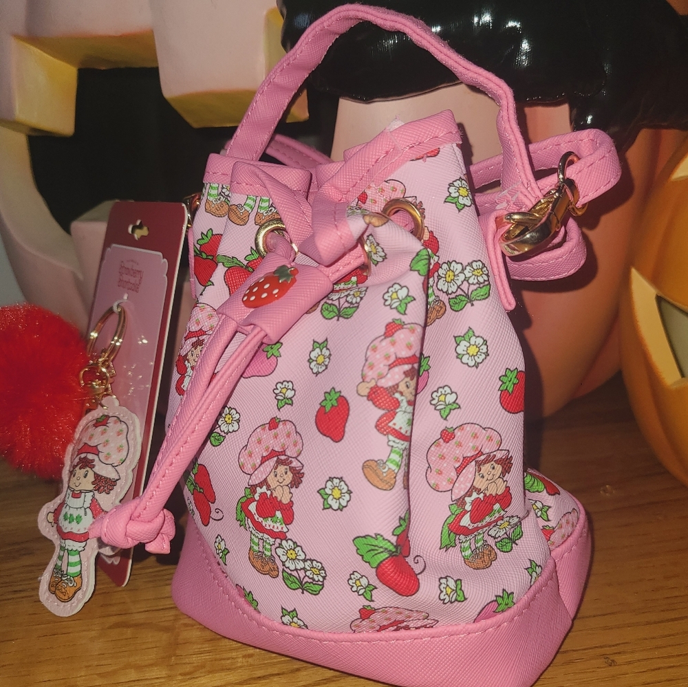Strawberry Shortcake Bag & Charm Set π - Picture 2 of 3